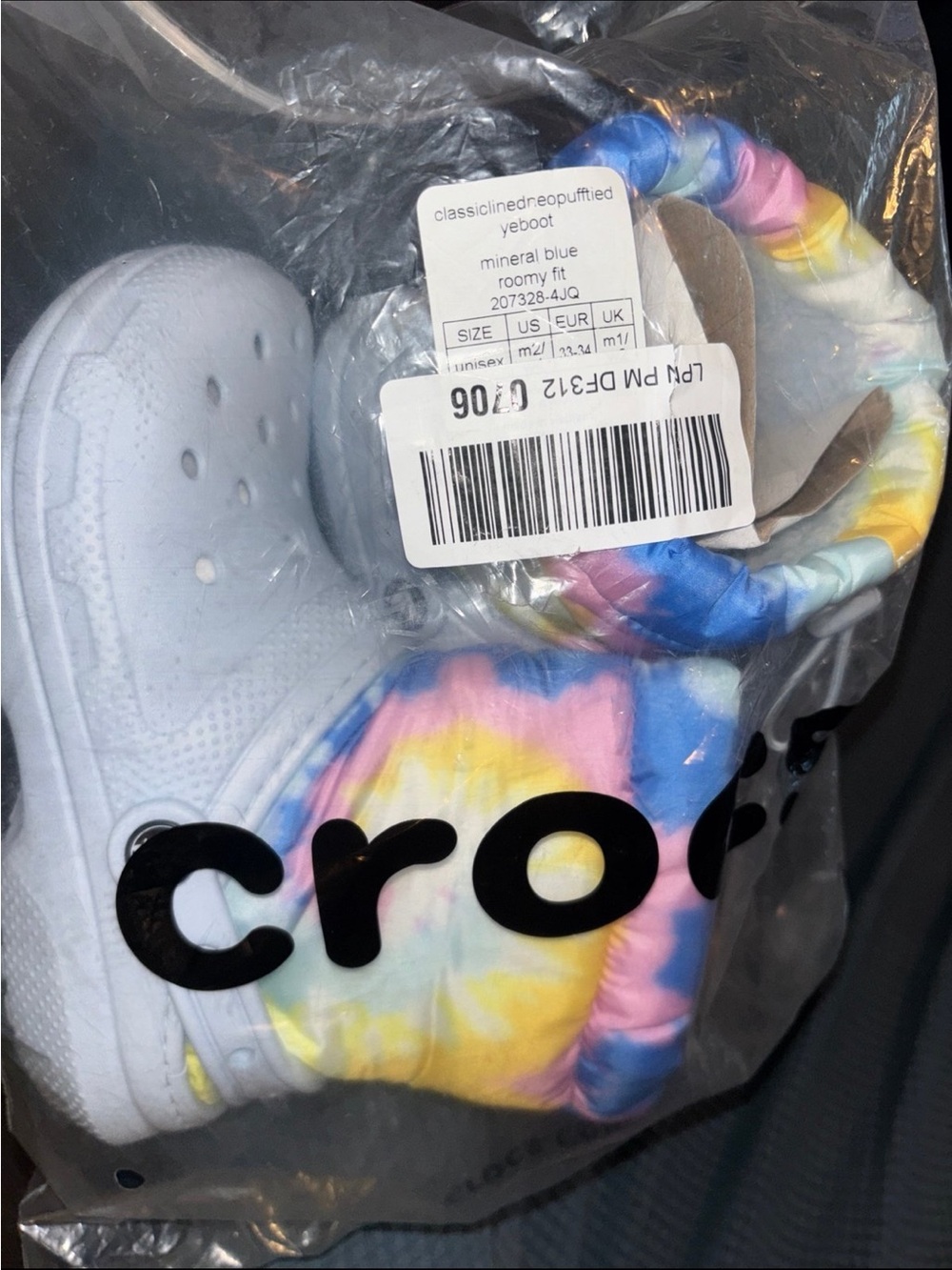 CROCS Classic Clog in White with Adjustable Heel Strap